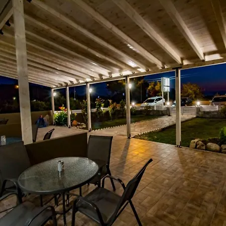 Vickyvillas Апартаменты *